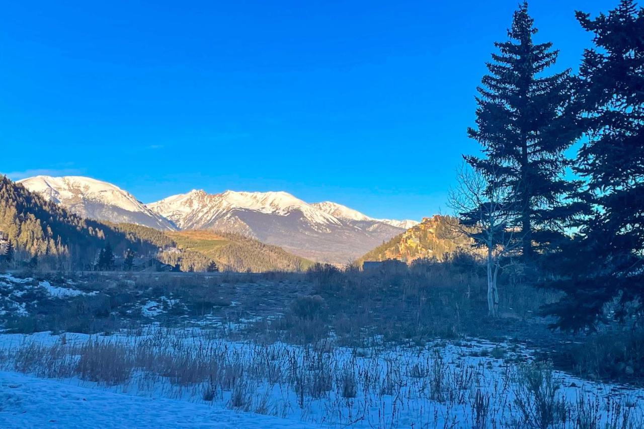 Eclectic Keystone Condo - Patio&Mtn Views! Esterno foto
